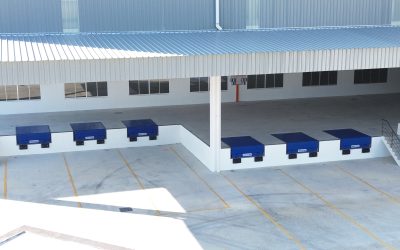 Hydraulic vs Mechanical Dock Leveller: Which One Saves You More Money?